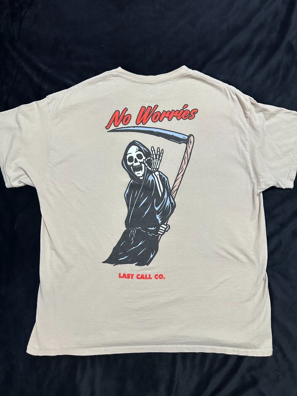 Last Call Co No Worries Grim Reaper Graphic T Shirt Men's XL Beige Tan Cotton Te